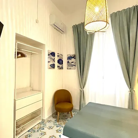 Lamia * 트로페아